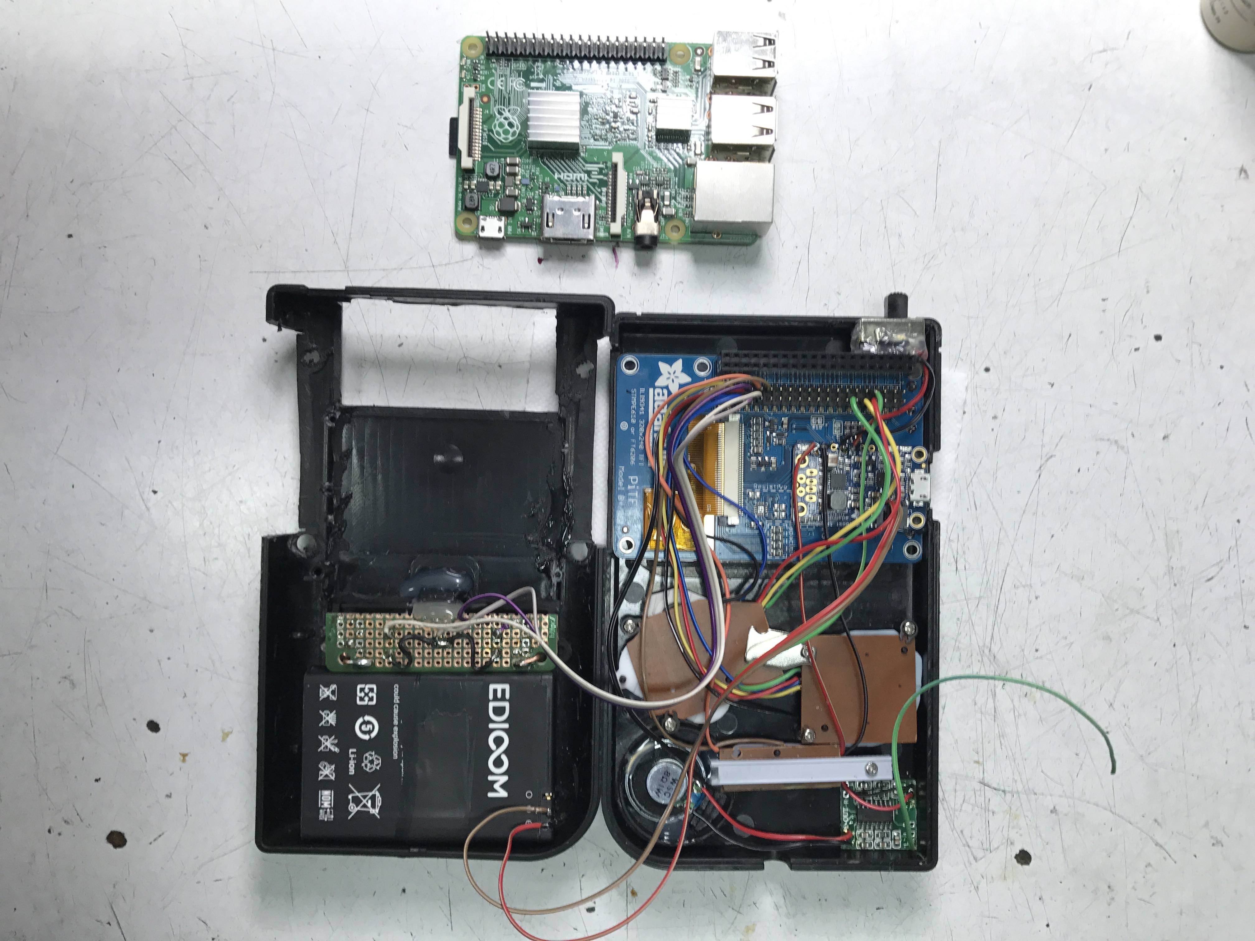PiBoy - Retro Gaming Setup PiBoy 10